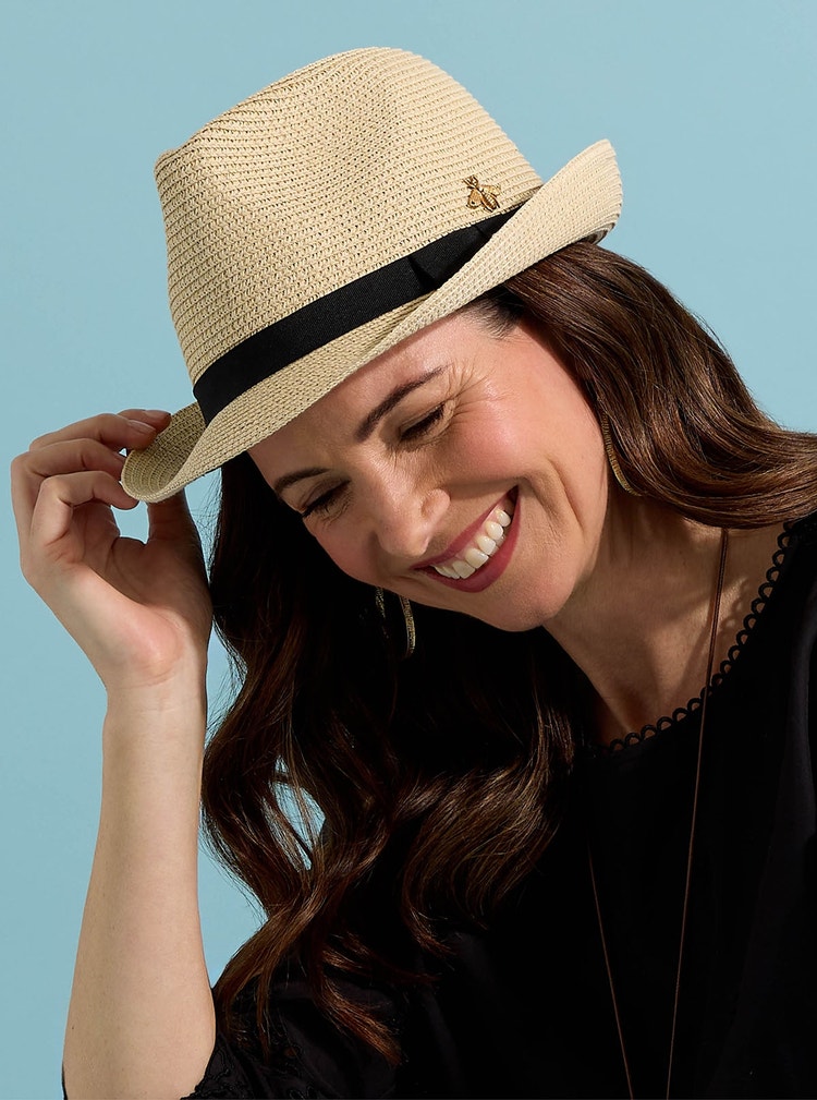 Chapeau de paille tissé pliable