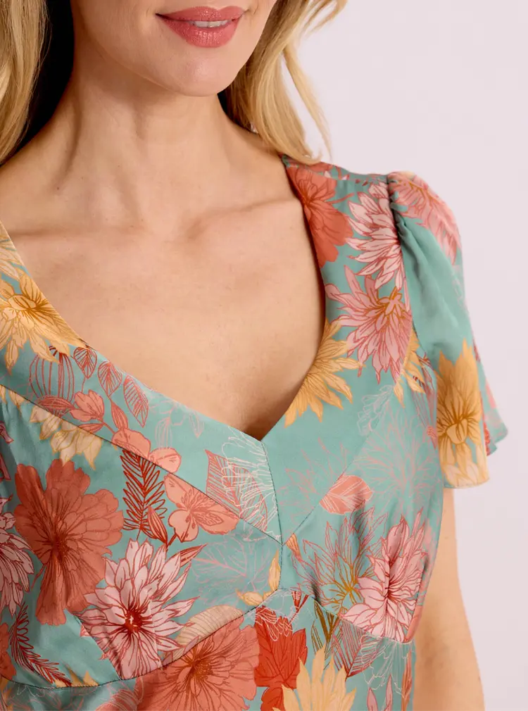 Chemise de nuit en satin luxueuse